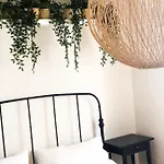 La Bella Villa *
