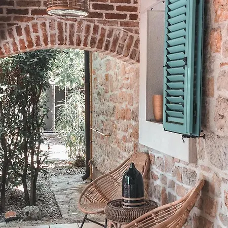 La Bella Baderna